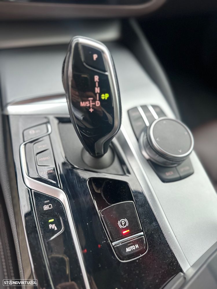 BMW 530 e xDrive Aut. Luxury Line - 17