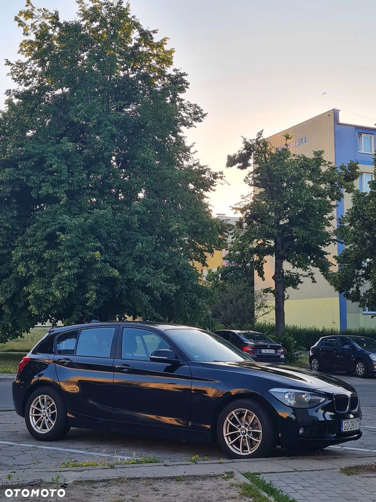 BMW Seria 1 120d - 11