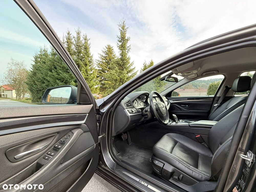 BMW Seria 5 520d Modern Line - 14