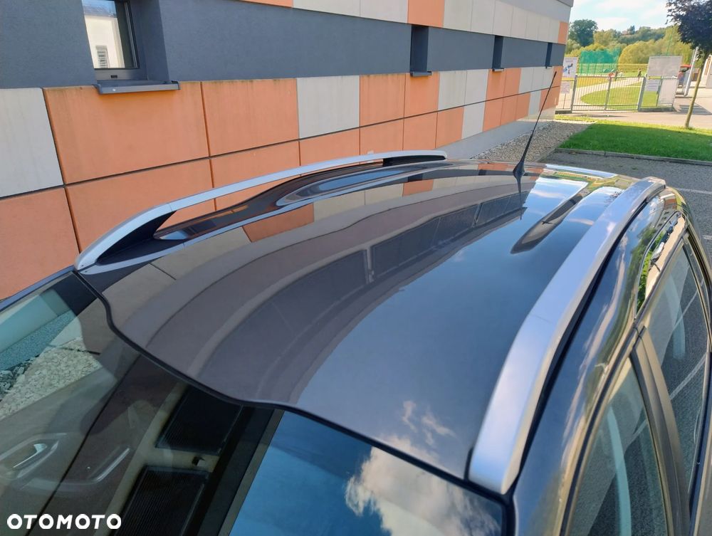Peugeot 2008 1.2 Pure Tech Allure S&S - 7