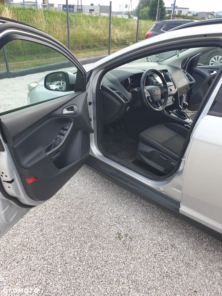 Ford Focus 1.5 TDCi DPF Start-Stopp-System Trend - 12