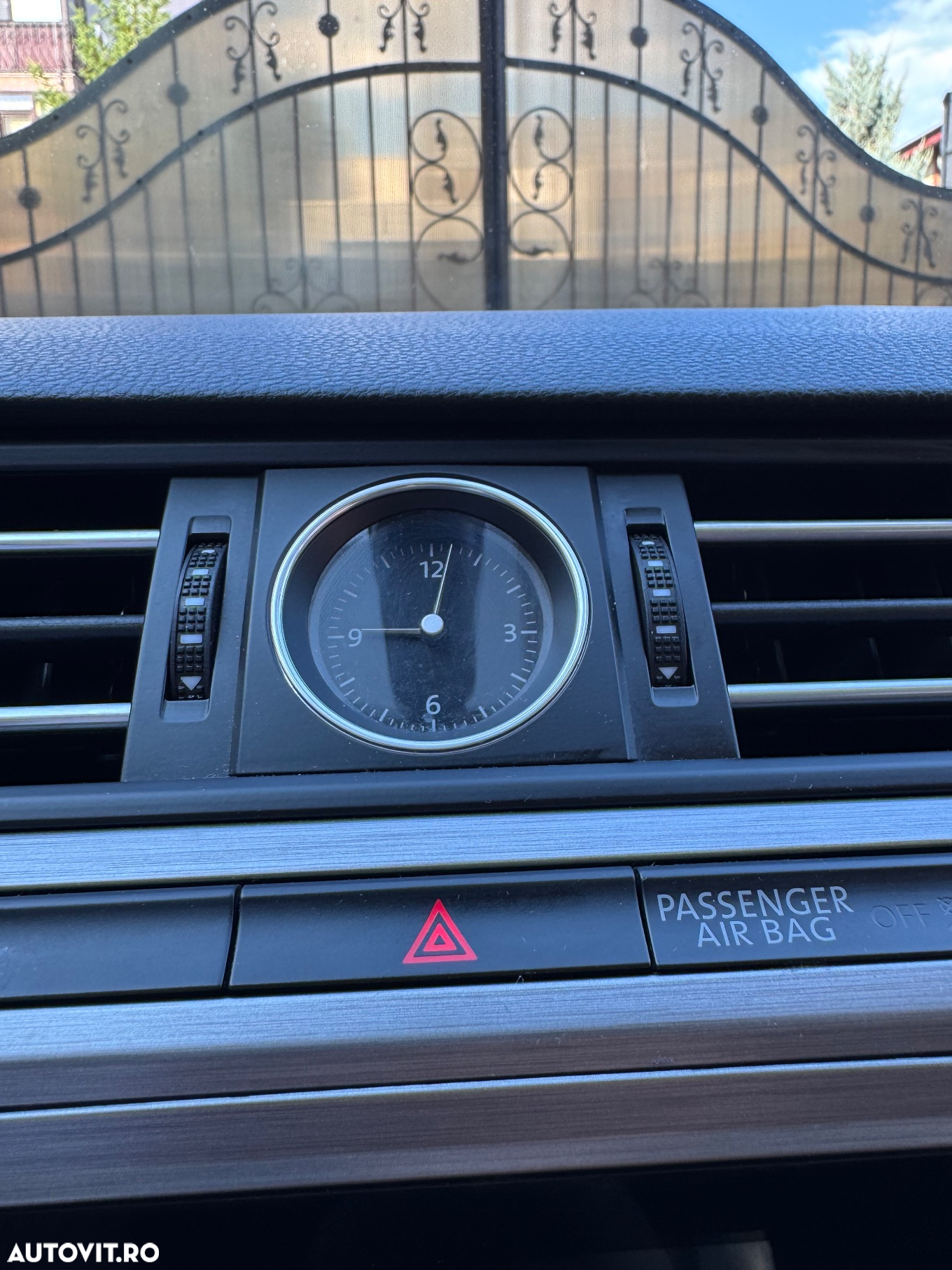 Volkswagen Passat - 12
