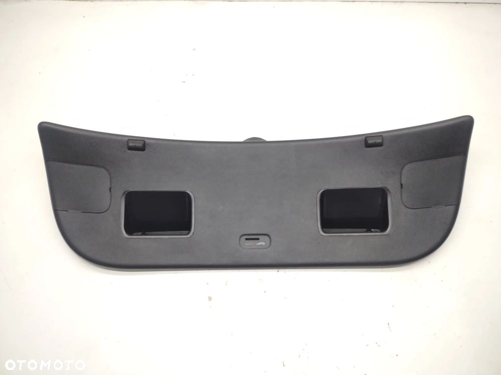 OSŁONA TAPICERKA KLAPY TYLNEJ BAGAŻNIKA 81750-H8000 KIA RIO IV HATCHBACK 2017-2023r. ORYGINAŁ