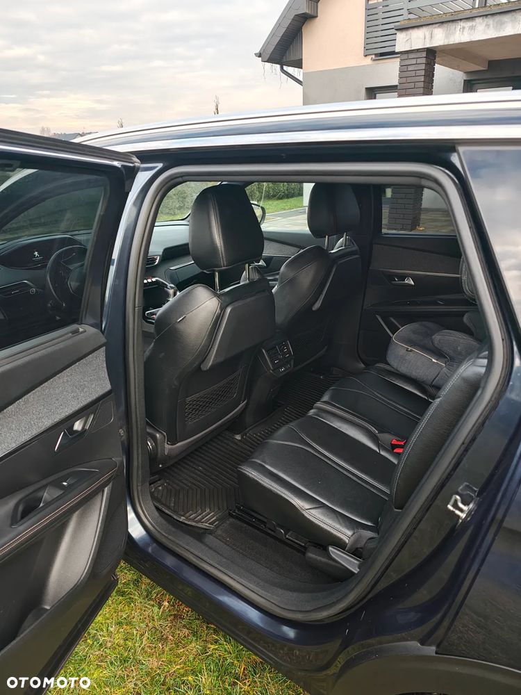 Peugeot 5008 - 10