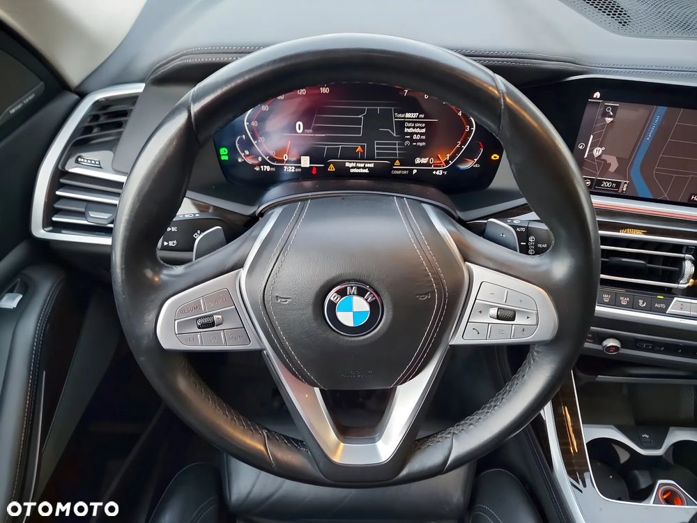 BMW X7 - 9