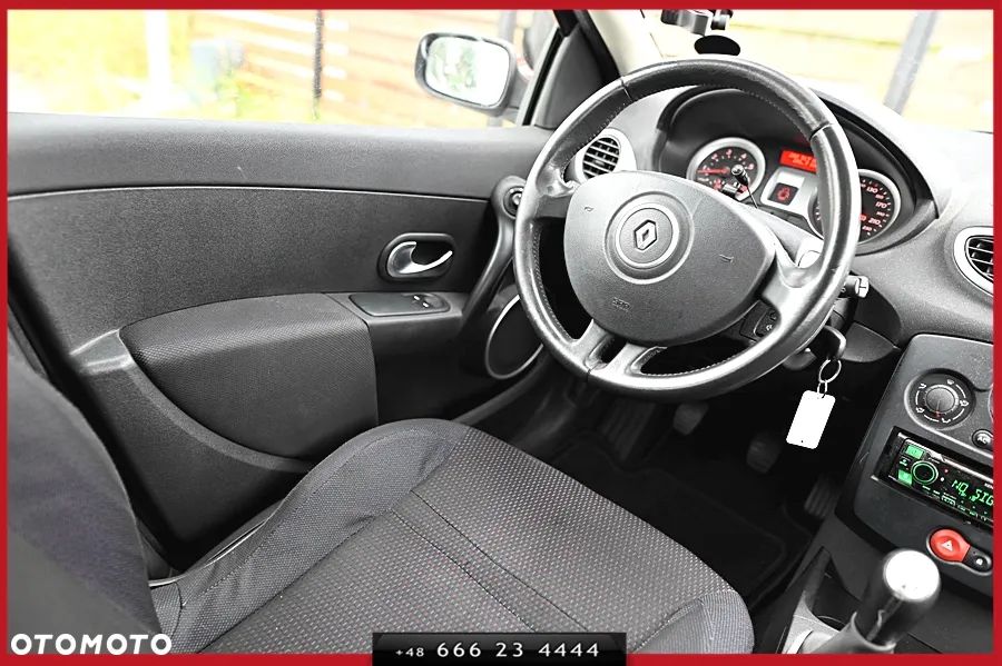 Renault Clio - 20