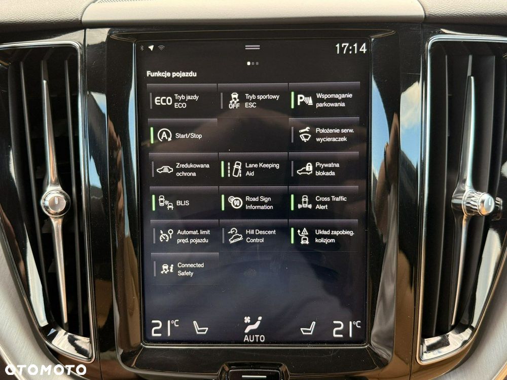 Volvo XC 60 D4 AWD Momentum - 8