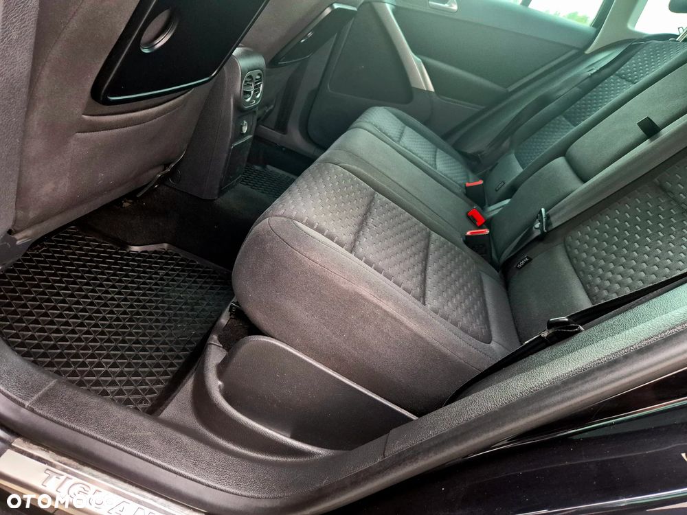 Volkswagen Tiguan 2.0 TDI 4Mot Trend Tiptr - 24