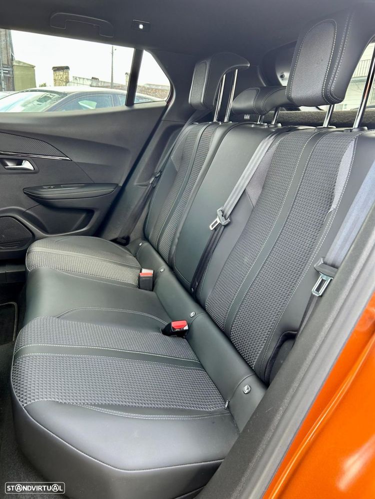 Peugeot 2008 1.2 PureTech GT Line - 14