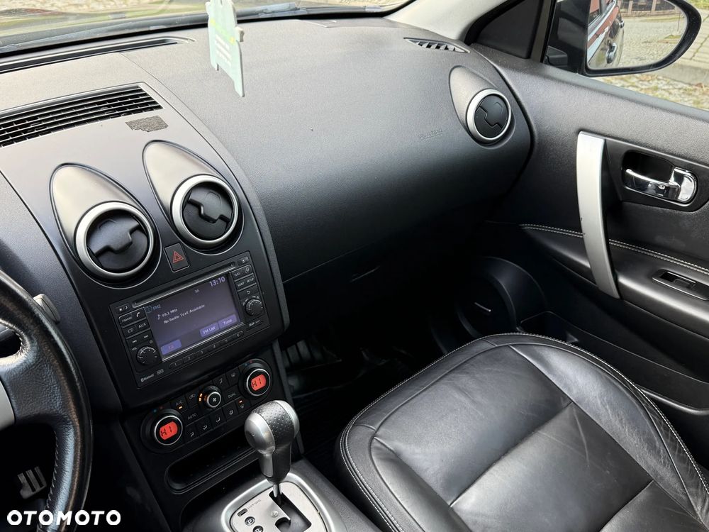 Nissan Qashqai 2.0 dCi 4x4 Tekna Premium - 36