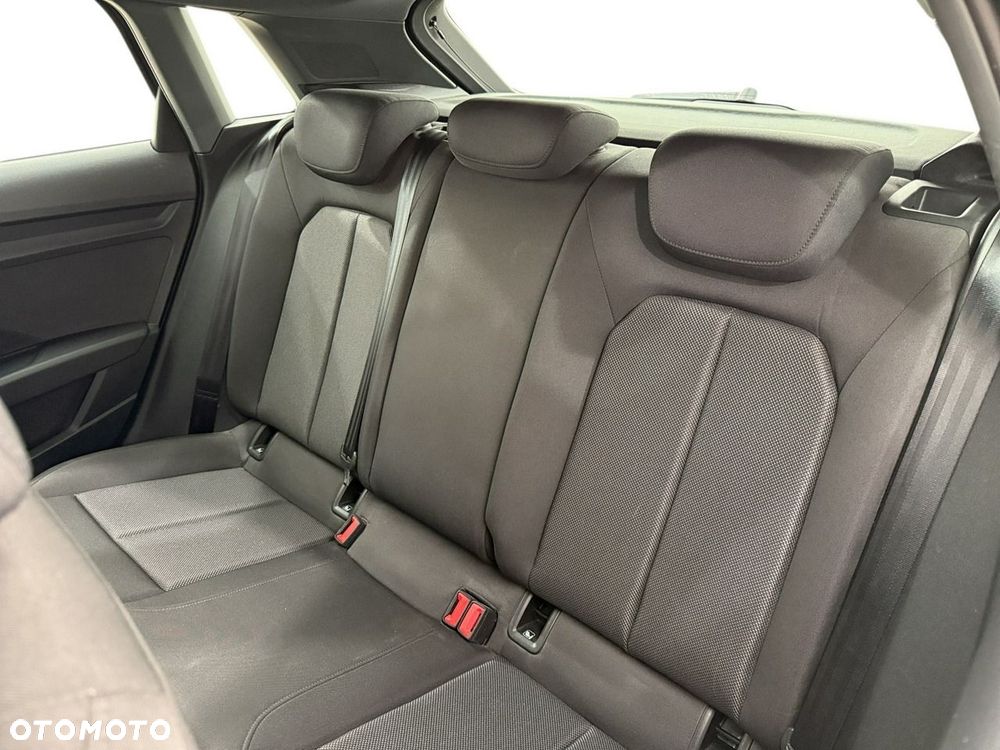 Audi A3 Sportback - 13