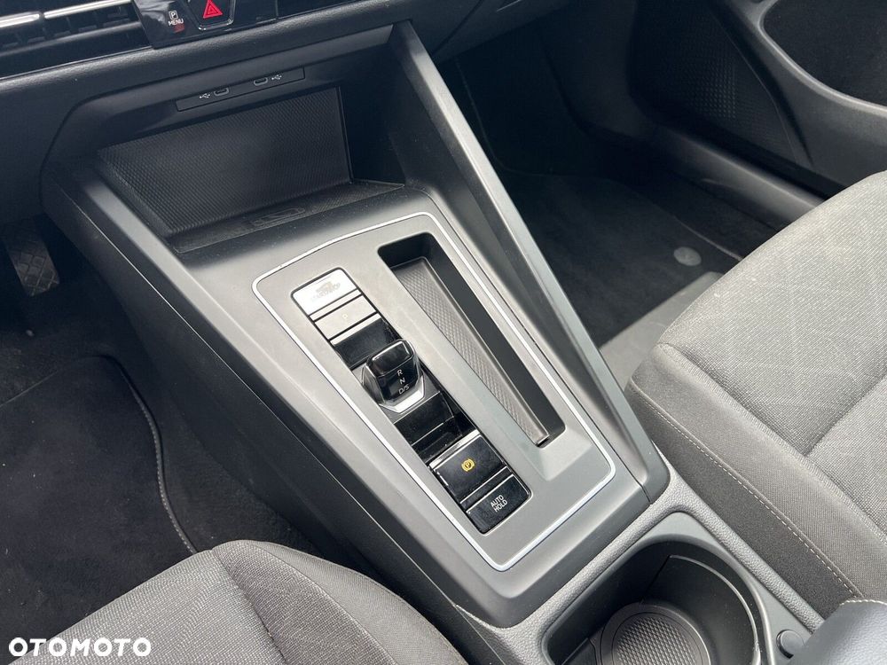 Volkswagen Golf Variant 1.5 eTSI EVO Life DSG - 22
