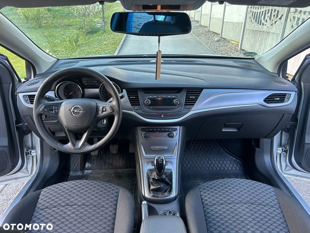 Opel Astra 1.6 CDTI Enjoy S&S - 23