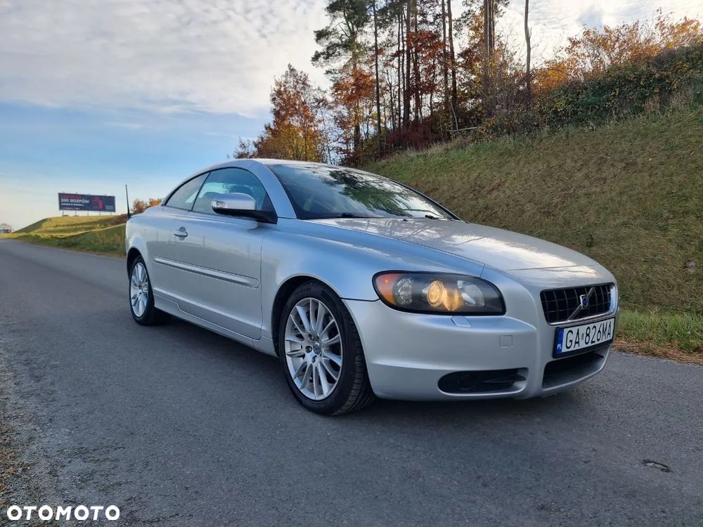 Volvo C70 - 30