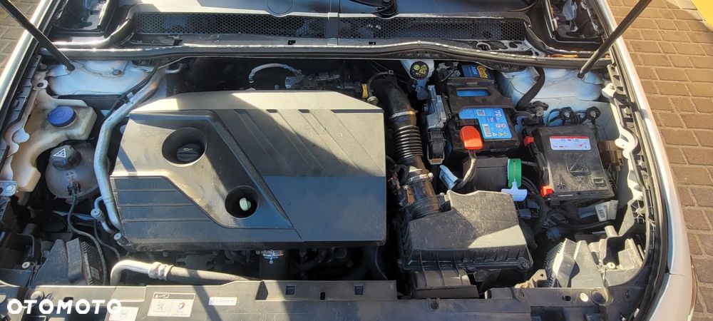 Peugeot 508 2.0 BlueHDi Allure S&S EAT8 - 19