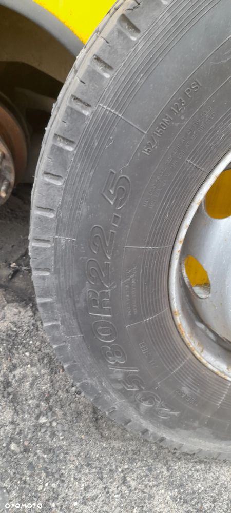 koło volvo 295/80R22,5 - 4