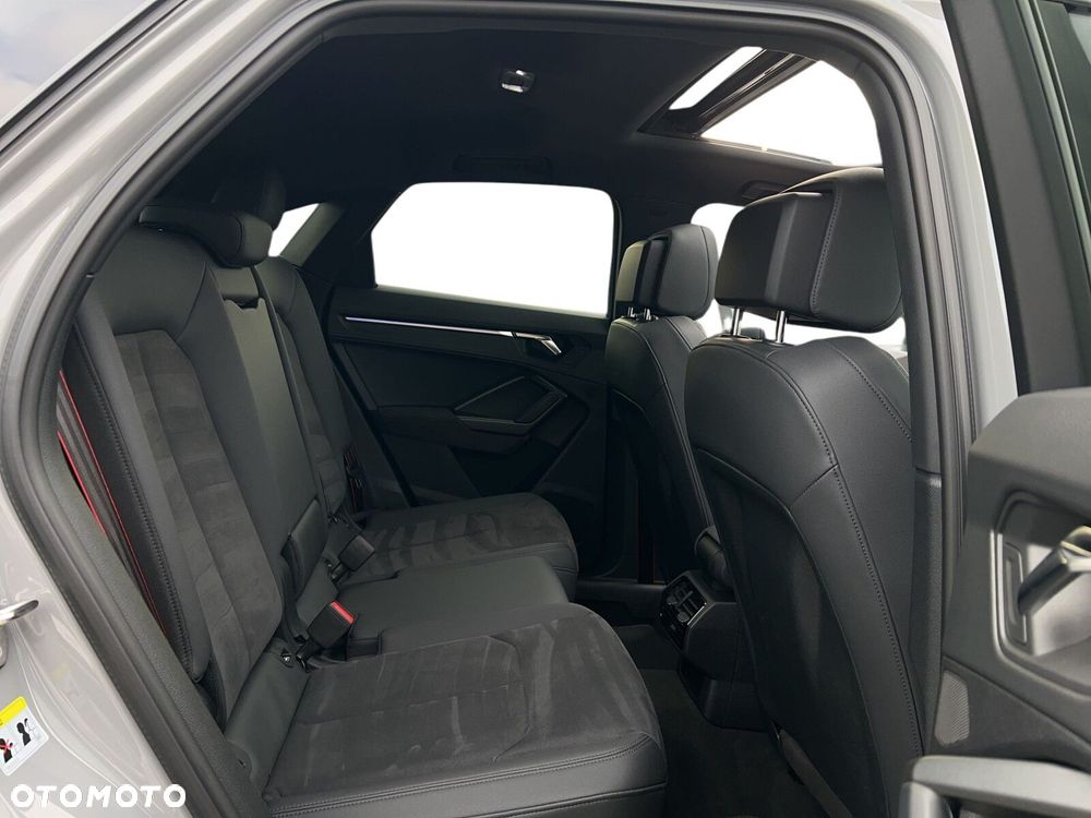 Audi RS Q3 Sportback - 15