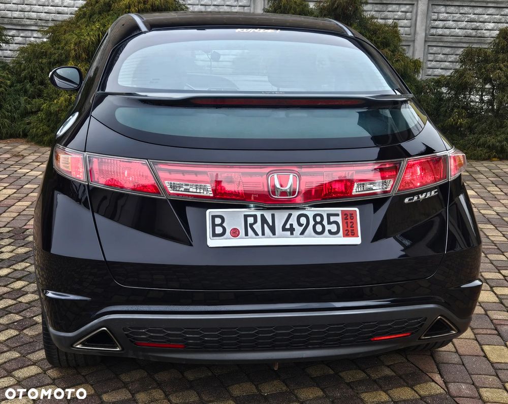 Honda Civic 1.8i-VTEC 50 Jahre Edition - 3