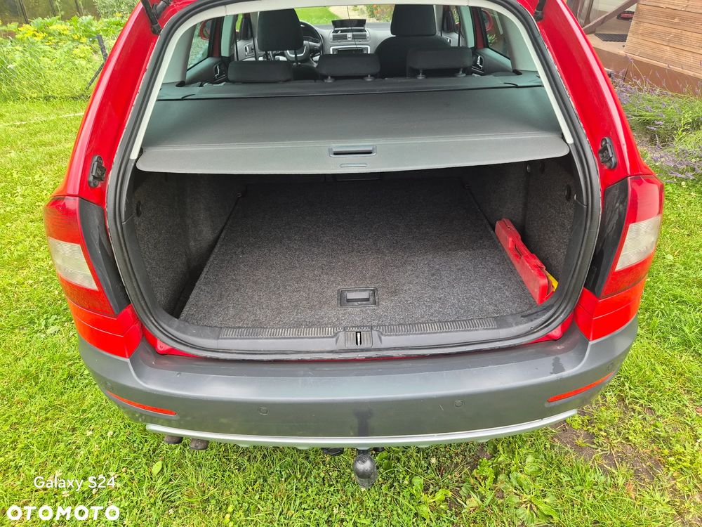 Skoda Octavia 1.8 TSI 4x4 Ambiente - 4
