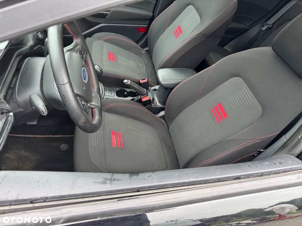 Ford Fiesta - 22