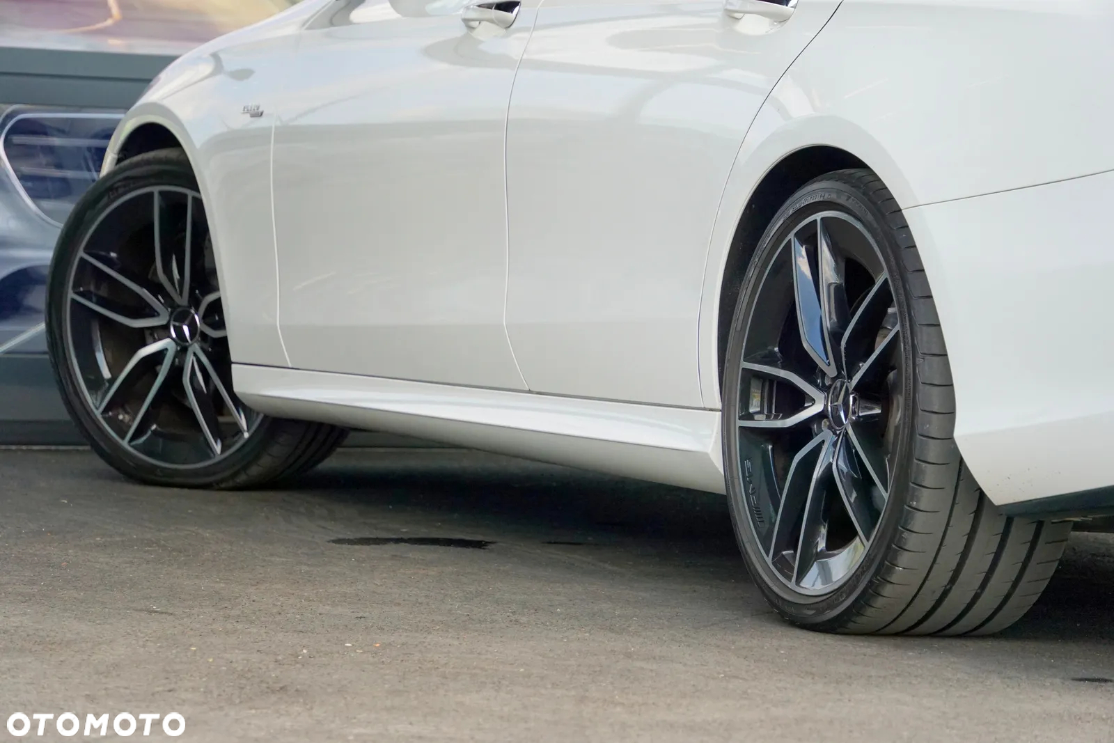 Mercedes-Benz Klasa E 53 AMG 4Matic AMG Speedshift 9G-MCT - 13