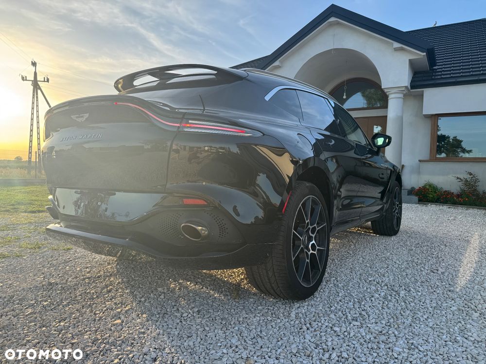 Aston Martin DBX Standard - 13