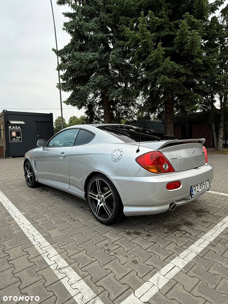 Hyundai Coupe 2.7 V6 Sport - 4