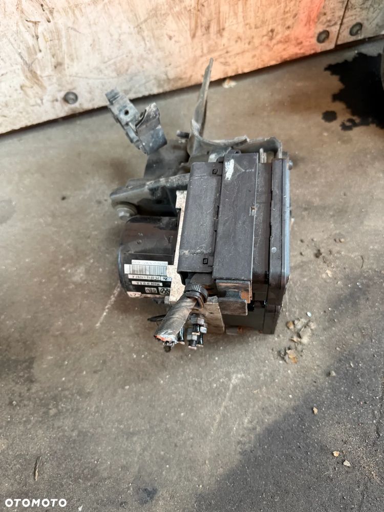 VW SEAT SKODA POMPA HAMULCOWA ABS 1K0907379BJ 1K0614517DG DEMONTAŻ