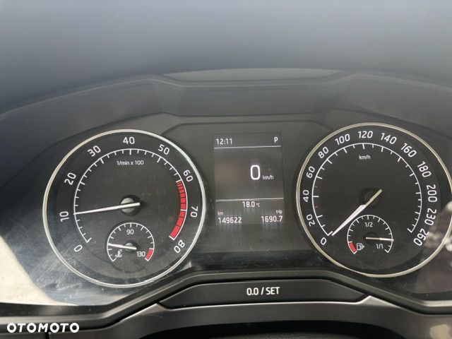 Skoda Superb 1.5 TSI ACT Style DSG - 25