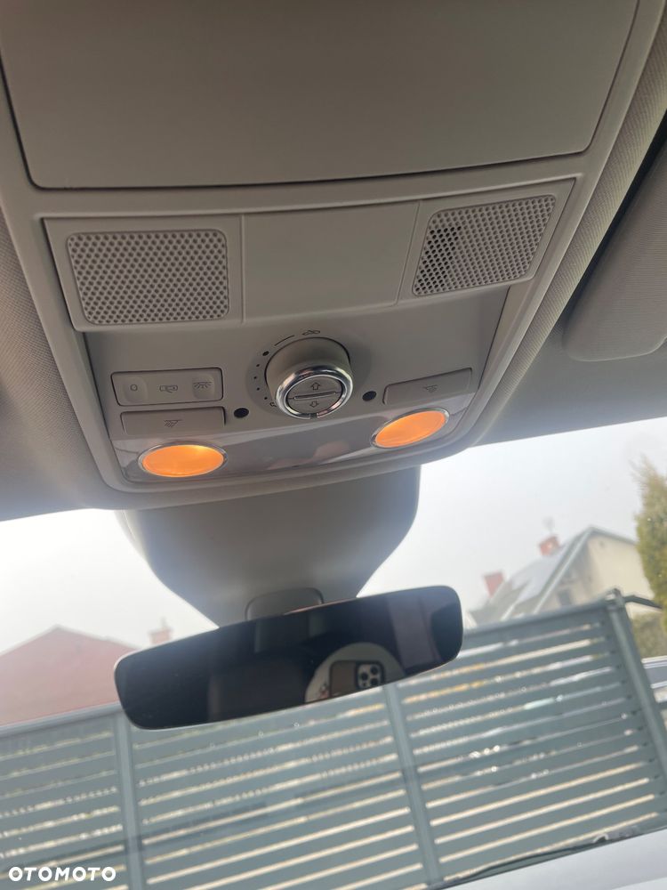 Volkswagen Sharan 2.0 TDI BMT 4Mot Highline DSG - 25