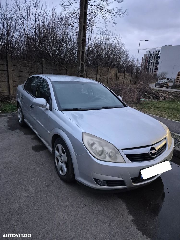 Opel Vectra 1.9 CDTI Essentia - 2