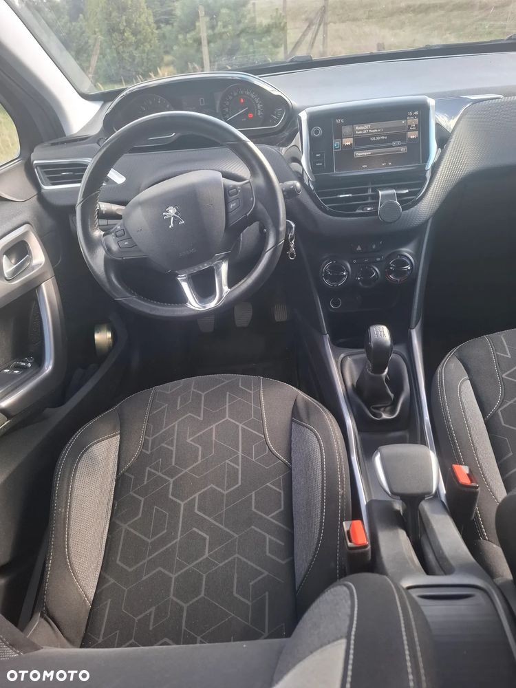 Peugeot 2008 PureTech 82 Active - 5