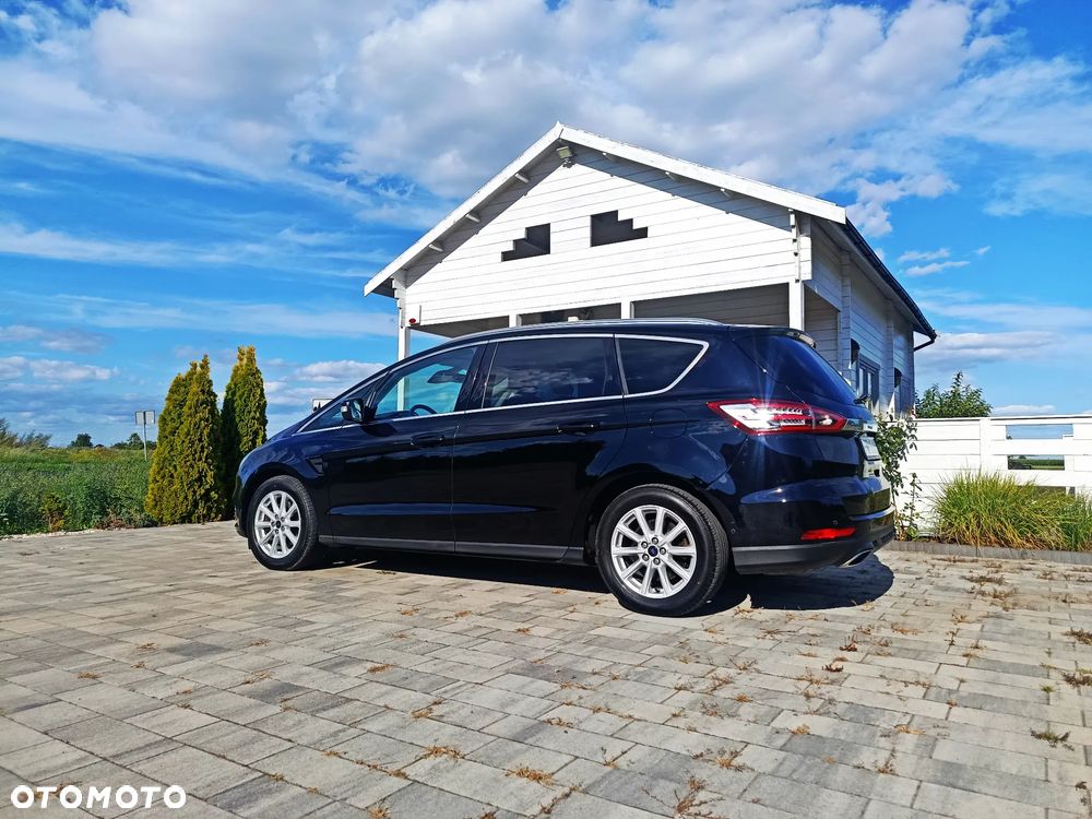 Ford S-Max 2.0 TDCi Titanium PowerShift - 6