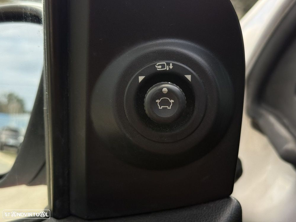 Ford KA+ 1.2 Ti-VCT Ultimate - 11