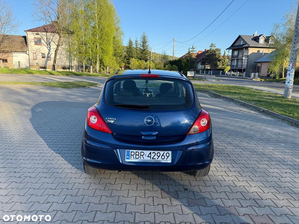 Opel Corsa - 8