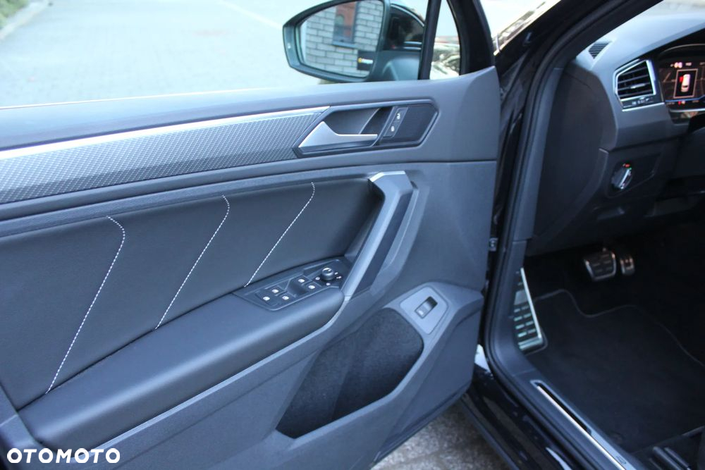 Volkswagen Tiguan - 10