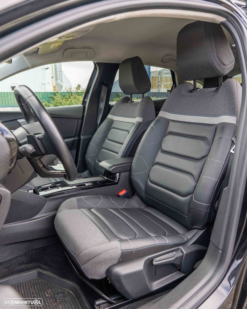 Citroën C4 X PureTech 130 Stop&Start EAT8 SHINE - 13