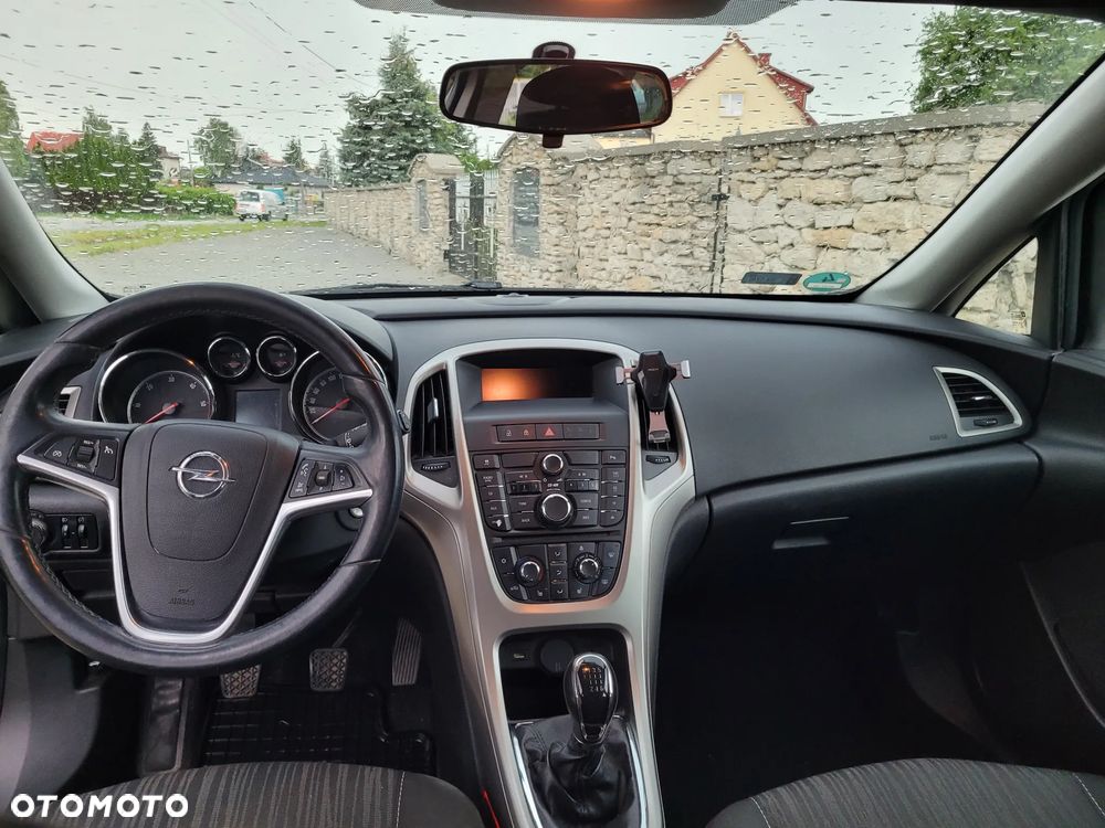 Opel Astra - 8