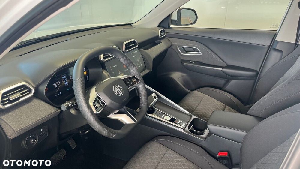 MG ZS - 21