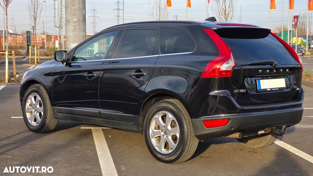 Volvo XC 60 D5 AWD - 13