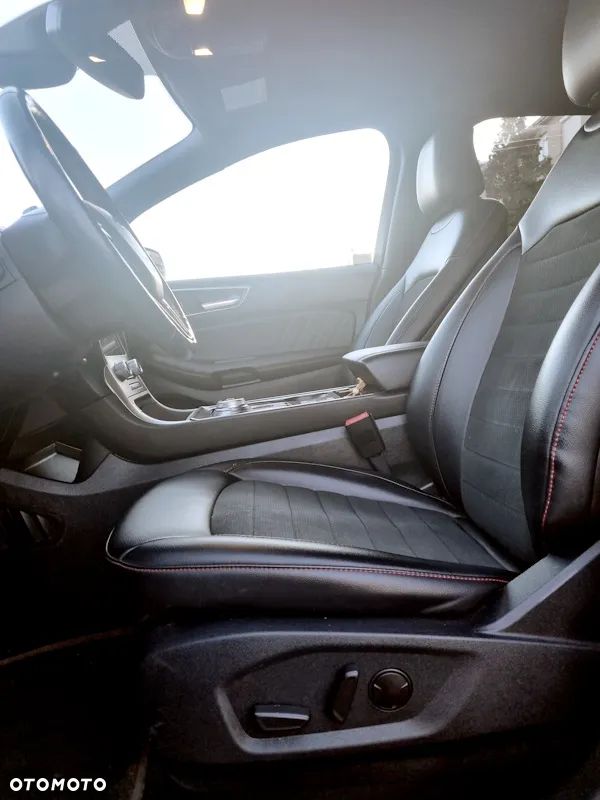 Ford Edge - 15