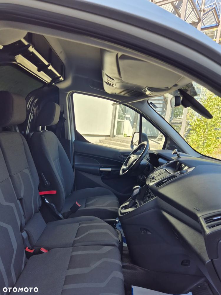 Ford Transit Connect - 11