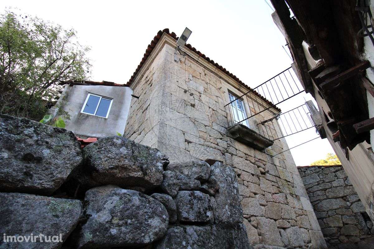 Moradia T2 para venda - Grande imagem: 4/9