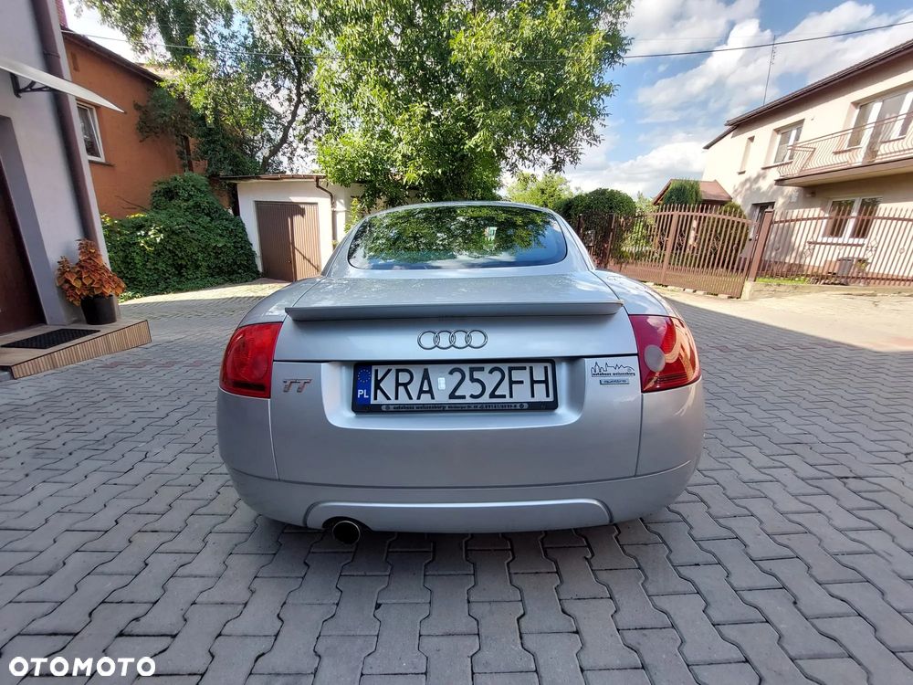 Audi TT Coupé 1.8T Quattro - 4