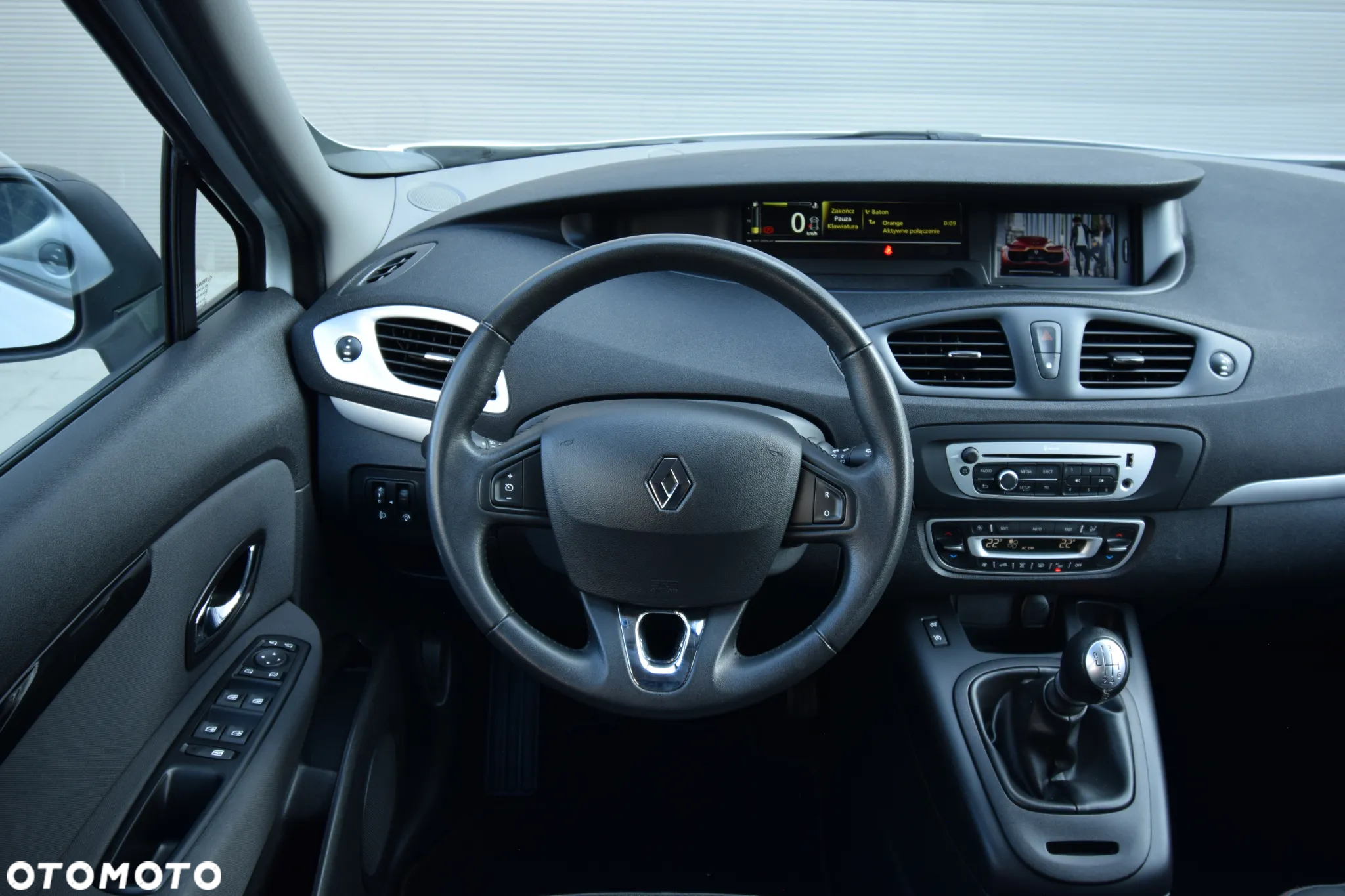 Renault Scenic - 22