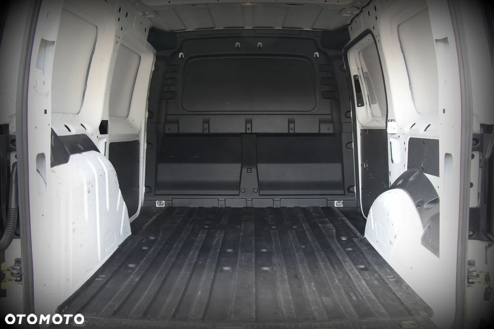 Volkswagen CADDY MAXI - 28