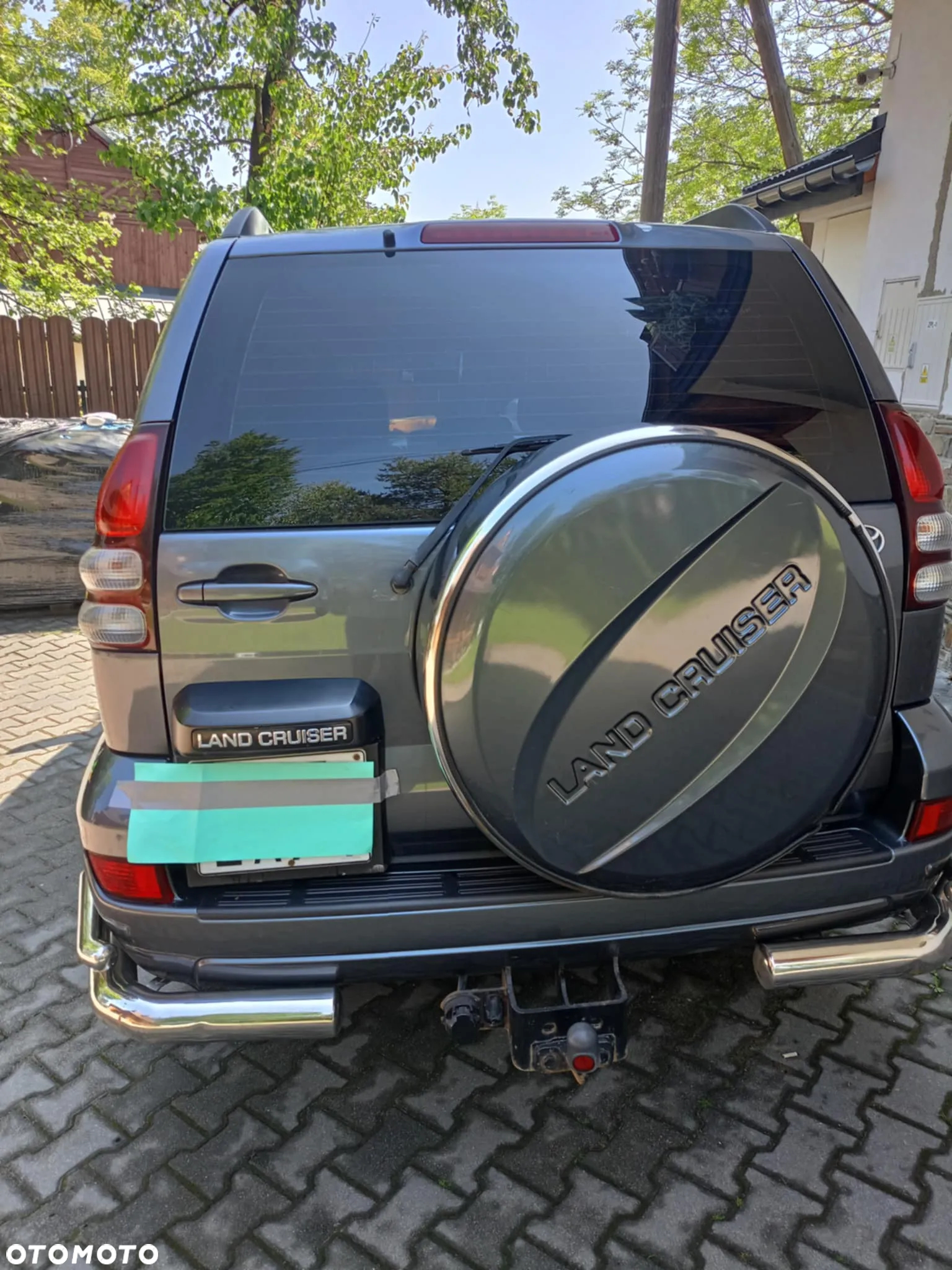 Toyota Land Cruiser - 2
