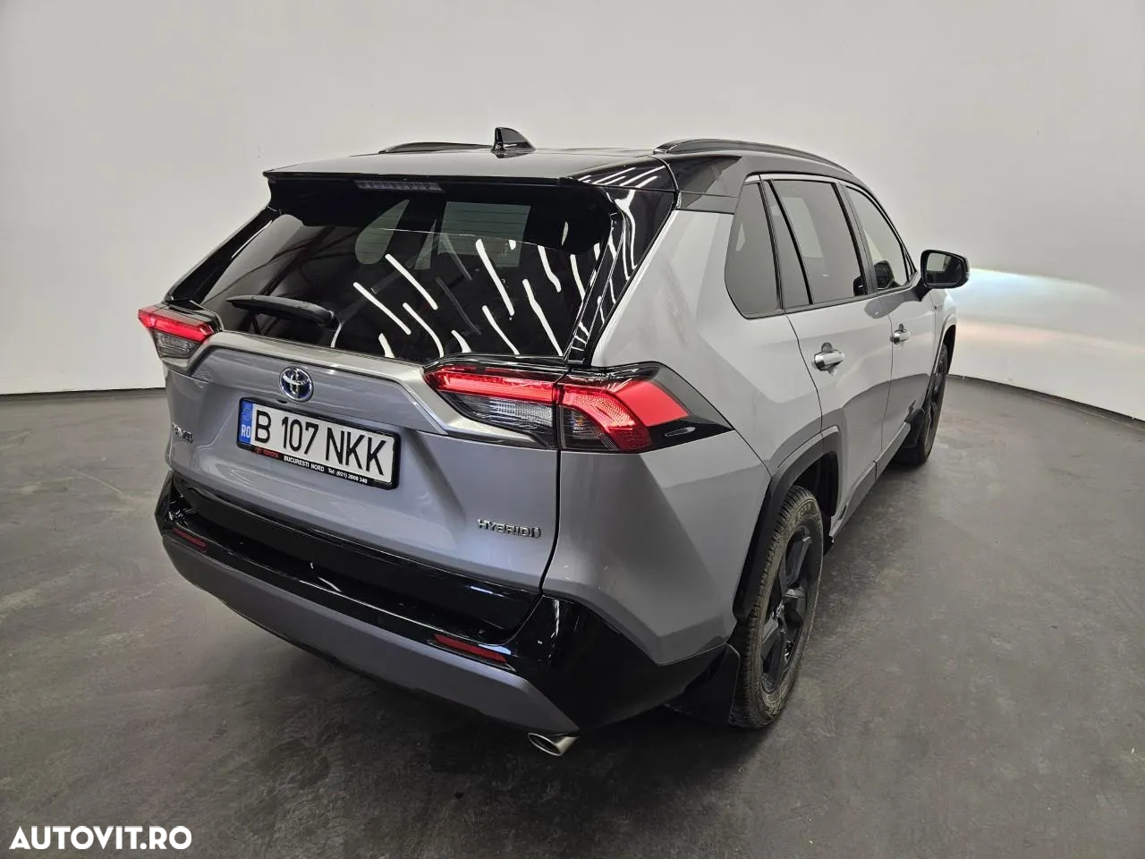 Toyota RAV4 - 2
