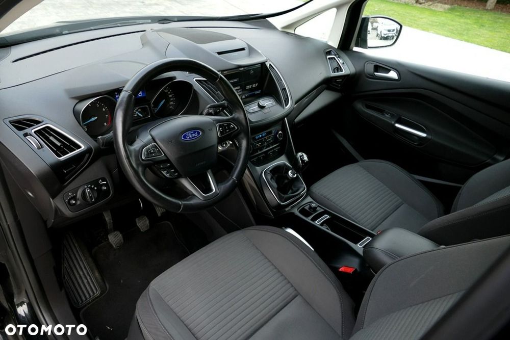 Ford Grand C-MAX 1.0 EcoBoost Start-Stopp-System Titanium - 24