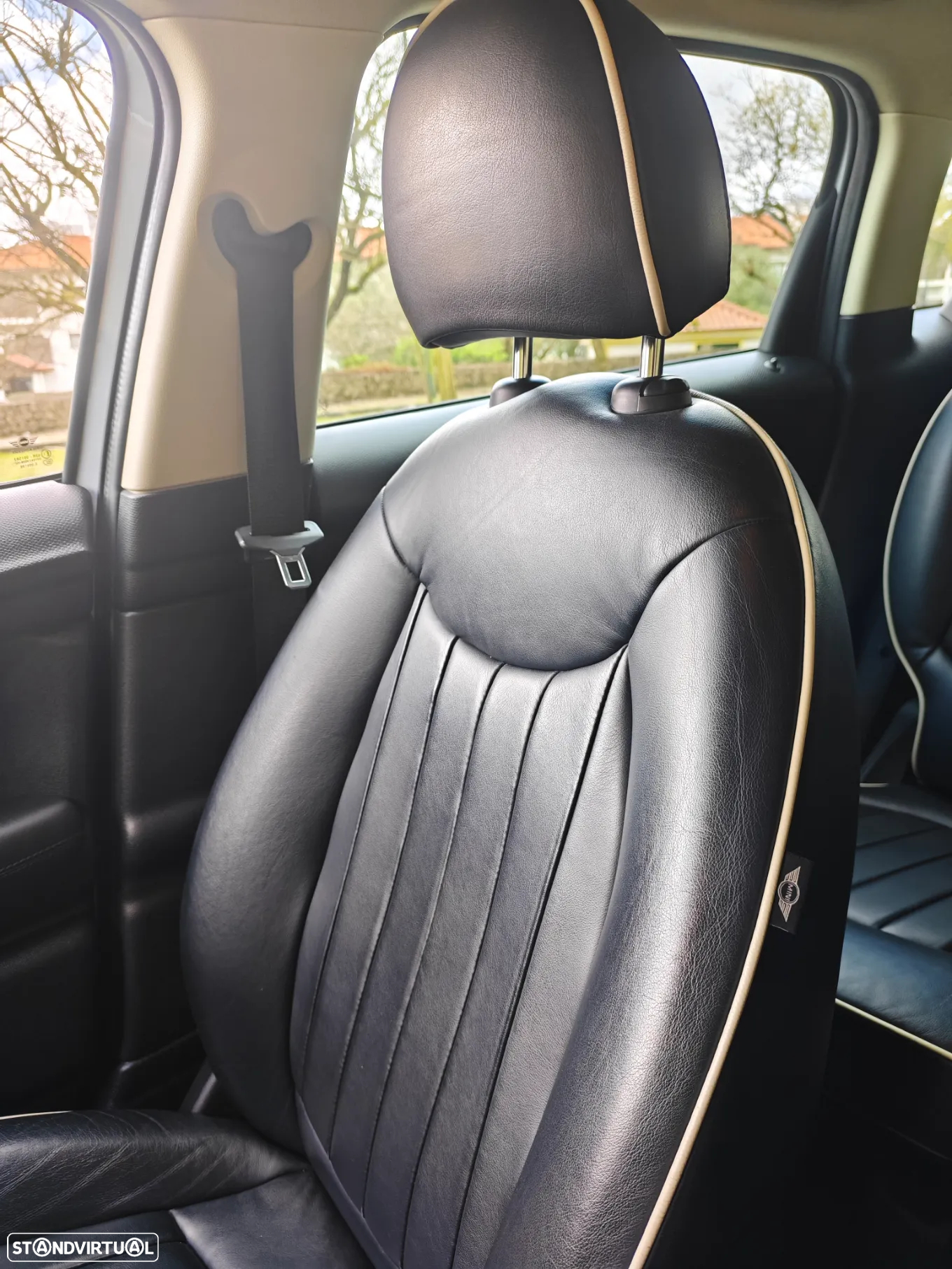 MINI Countryman One D - 15